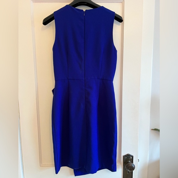 Blue v-neck cocktail dress (Eliza J) size 4 - Picture 3 of 4